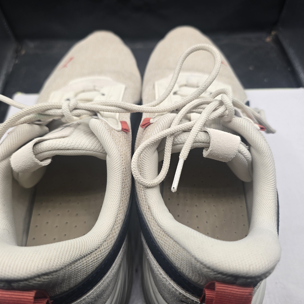 Puma Athletic Shoes in Cream and‎ Red
